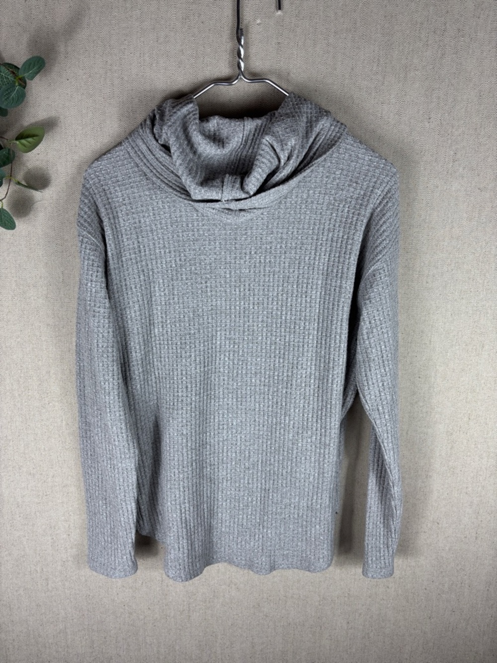 UpWest > Gray Waffle Hooded Sweatshirt Medium - Picture 9 of 10